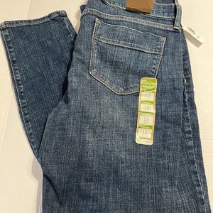 Old Navy Skinny jeans-New with tags